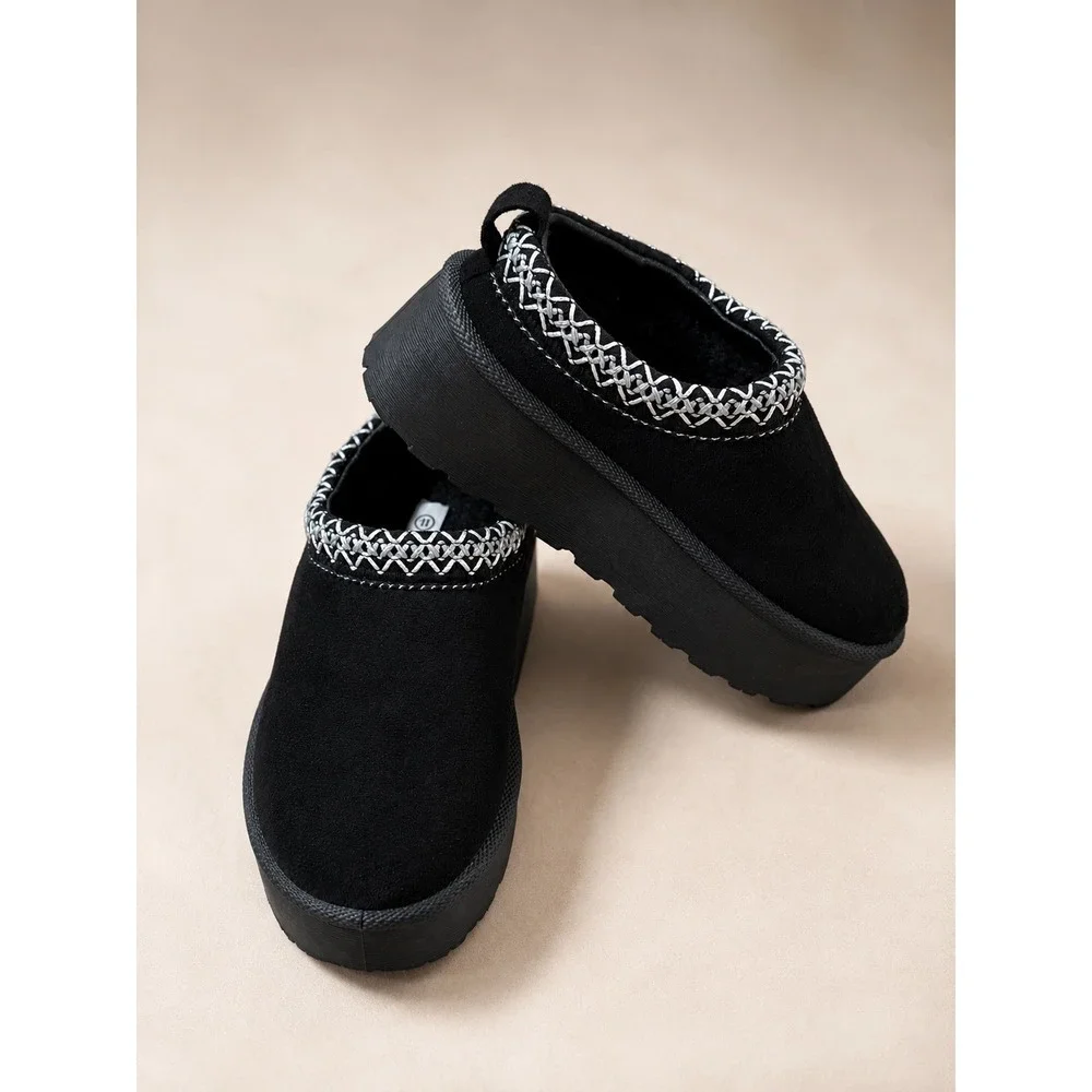 Olivia & Kate Girls Black Platform Slippers Faux Fur Lined Embroidered Trim 11
